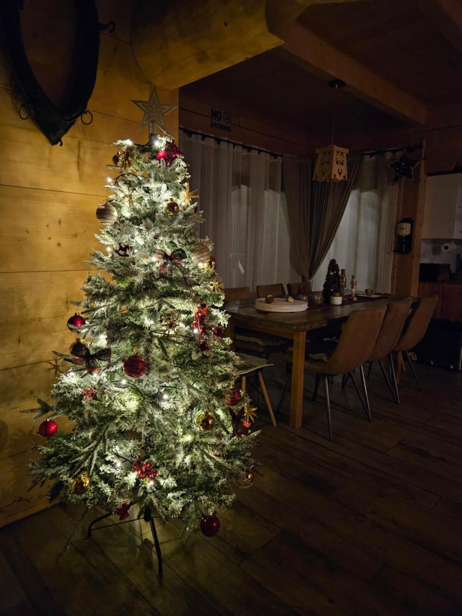Goralska Chatka 2 Highland Cottage - Split Ac, Jacuzzi, Sauna, Private Parking, Mountains View, Garden, Zakopane Exterior photo